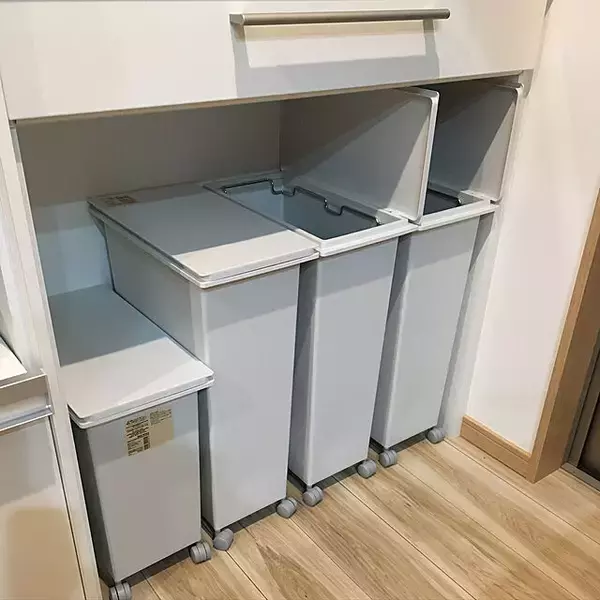 「見えないだけでこんなに違う！ゴミ袋を隠せるゴミ箱カタログ」の画像