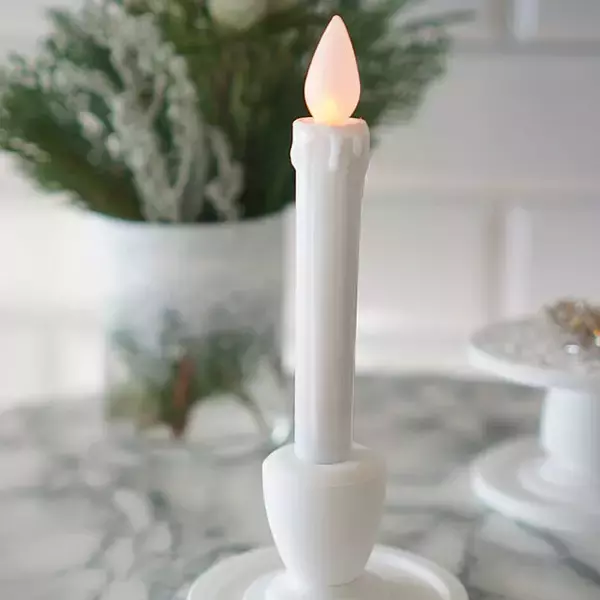 「プチプラで楽しむ♪100均グッズを使ったクリスマスの飾り付け10選」の画像