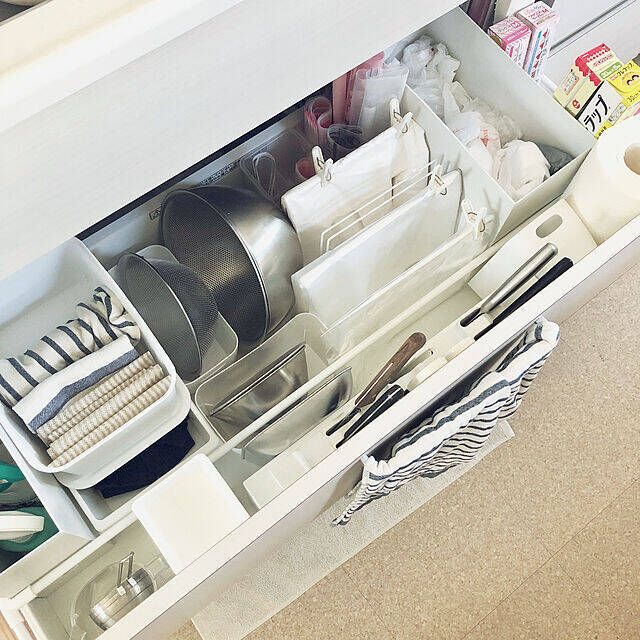 色んな場所にぴったりフィット☆セリアのカトレケースが優秀すぎる