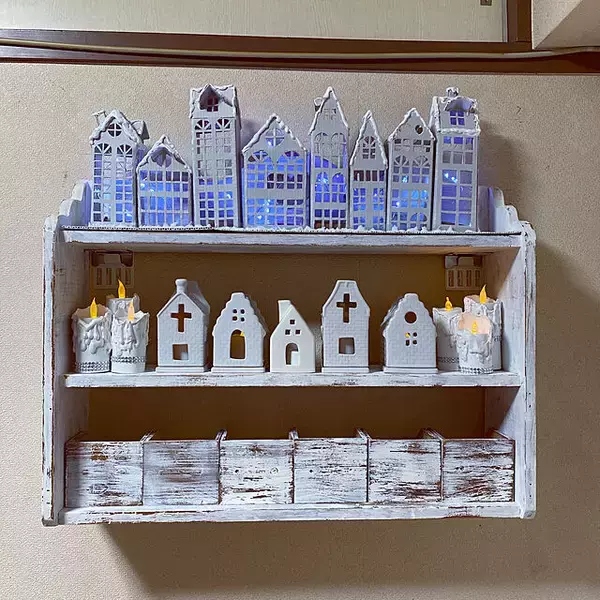 「捨てる前にひと工夫☆可能性広がる段ボールのリメイク作品集」の画像