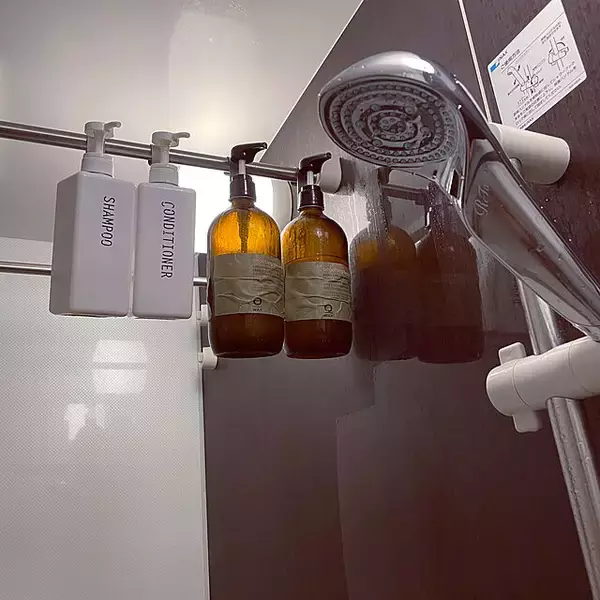 「少しの工夫で快適さアップ！セリアで見つけたお風呂グッズ」の画像