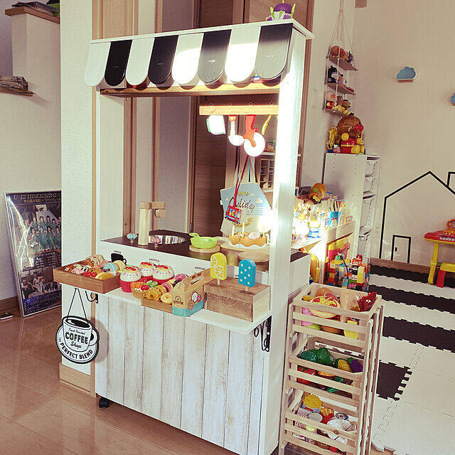 DIYなら理想が叶う！こだわりの詰まったおままごとキッチン実例10選