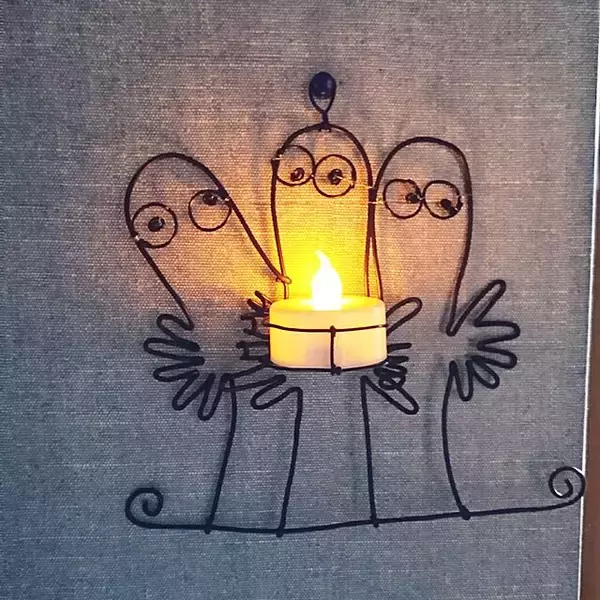 「ワイヤーがインテリアになる！自分好みに作るワイヤークラフト10選」の画像