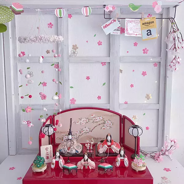 「華やかにかわいらしく♡子どもも喜ぶひなまつりのお部屋ディスプレイ10選」の画像