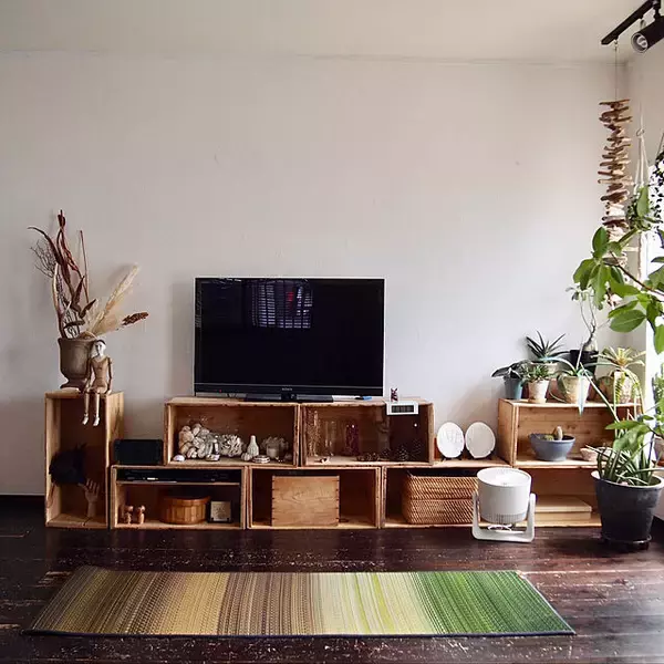 「健康的な暮らしと見栄えするインテリアを両立☆ヨガマットのある風景」の画像