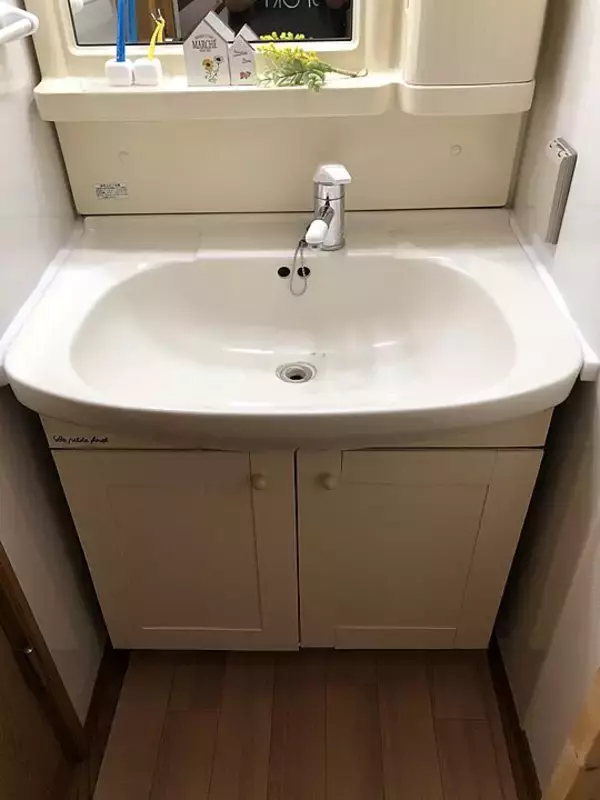 「「気になる水滴を吸い取り隙間を埋めてくれる、メラミンスポンジ活用術」 by maron915さん」の画像