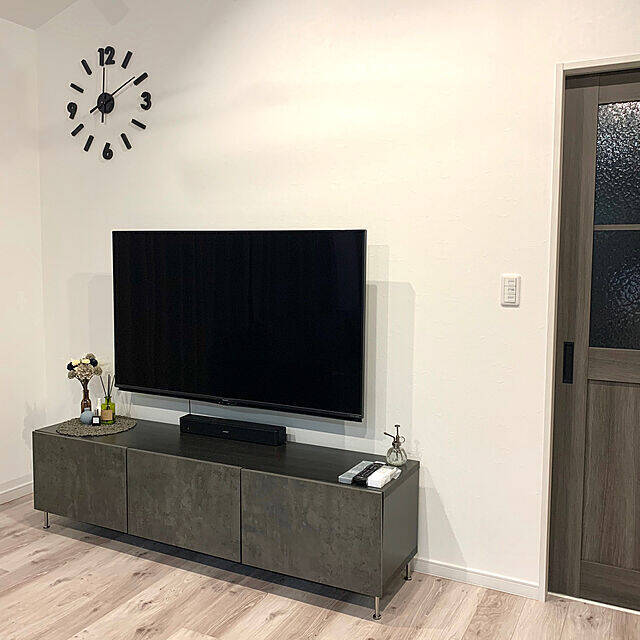 インテリアに溶け込む♪デザイン豊富なIKEAのテレビ台