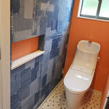 「インパクトがあって華やか！柄物クロスのトイレ10選」の画像11