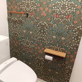 「インパクトがあって華やか！柄物クロスのトイレ10選」の画像7