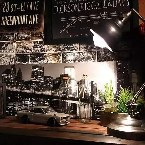 「空間の演出やアクセントに♪ニトリのキャンバスポスターのあるお部屋」の画像