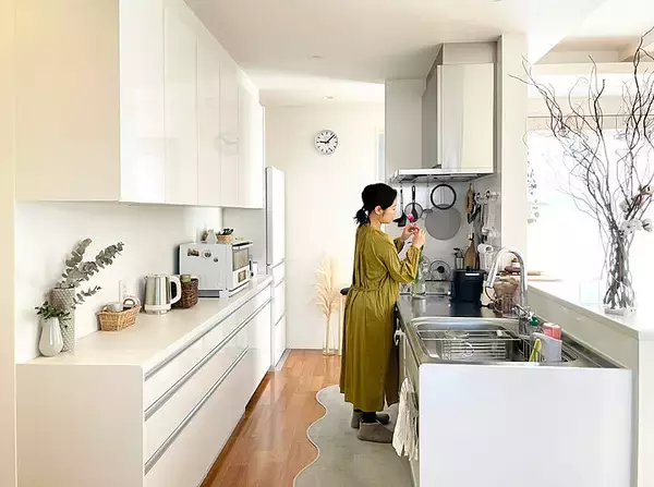 「「使い勝手良く導く、ギミックの詰まったメリハリのあるアイランドキッチン」 by sakko_sumaiさん」の画像