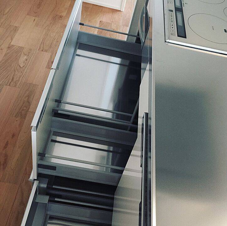 「使い勝手良く導く、ギミックの詰まったメリハリのあるアイランドキッチン」 by sakko_sumaiさん