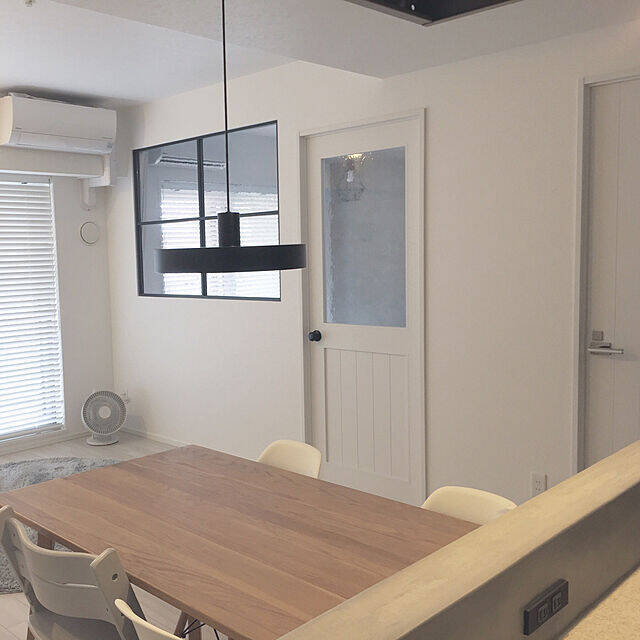 「静かに個性を放つ、シンプルモダンなペンダントライト」 by komameさん