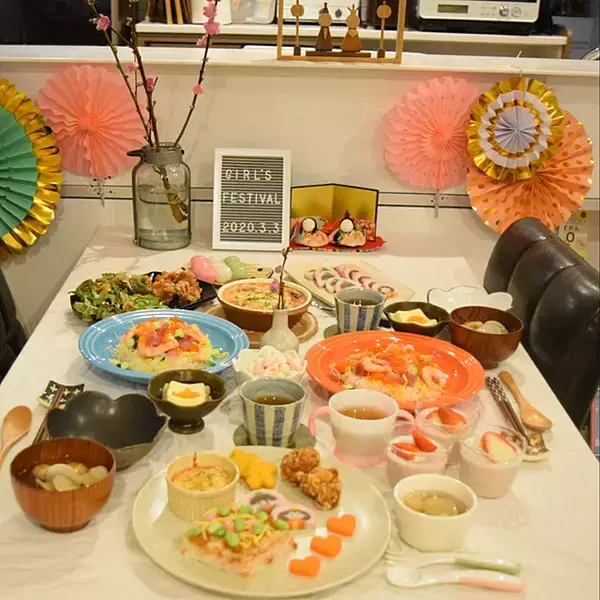 「女の子気分をとことん楽しみたい♡ひなまつりのテーブルコーディネート」の画像