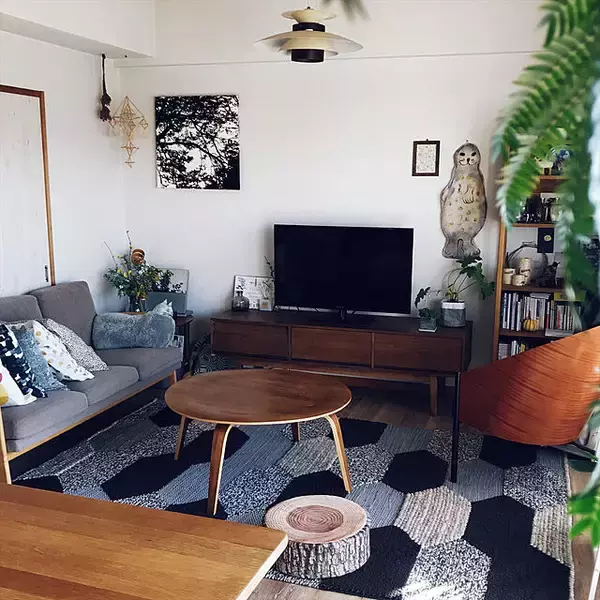 「居心地もインテリアも床からデザインする♪ラグやカーペットが主役のお部屋」の画像