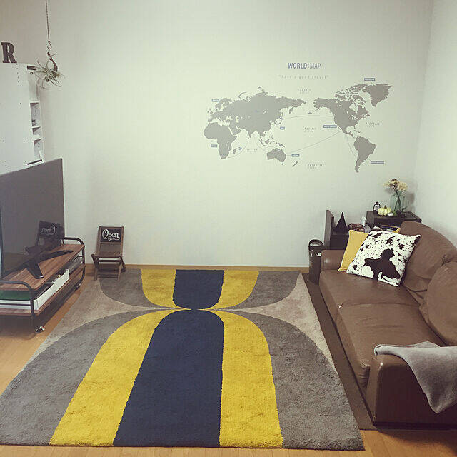 居心地もインテリアも床からデザインする♪ラグやカーペットが主役のお部屋