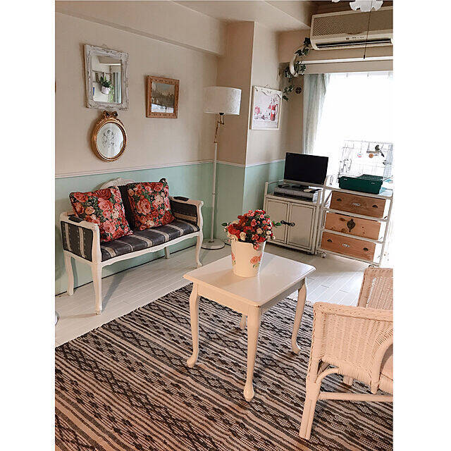 快適で落ち着いた空間に♡ニトリのラグでつくる、くつろぎのお部屋