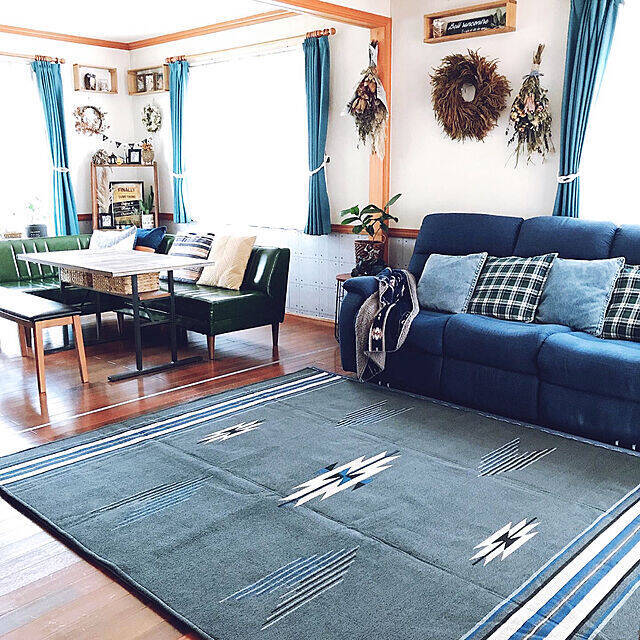 快適で落ち着いた空間に♡ニトリのラグでつくる、くつろぎのお部屋