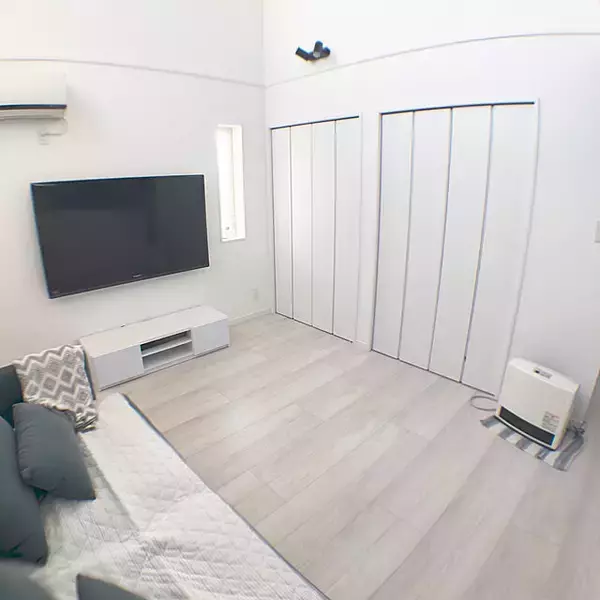 「ナチュラルで木の落ち着きを感じられる！ホワイトオークの床10選」の画像