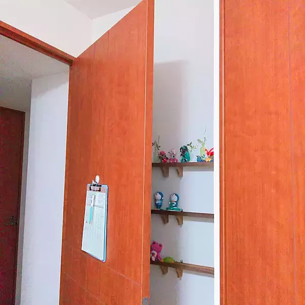 「小さなすき間も上手に活用すれば立派な収納スペースに♪すき間収納の実例集」の画像