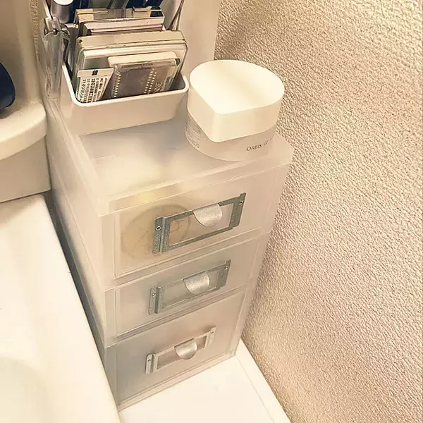 「小さなすき間も上手に活用すれば立派な収納スペースに♪すき間収納の実例集」の画像