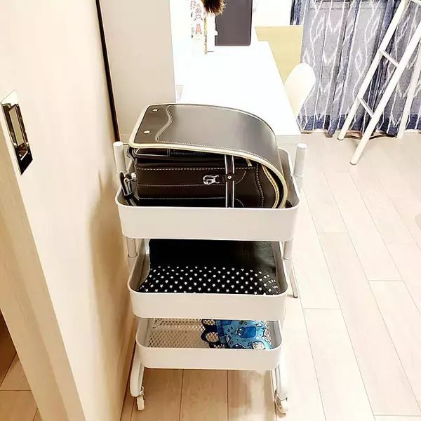 「親子でストレスフリーな置き場所が見つかる♪ランドセル収納のアイデア実例」の画像