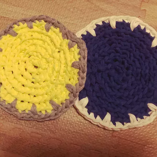 「キッチンにハンドメイドのぬくもりを☆さまざまな素材で作る鍋敷き」の画像