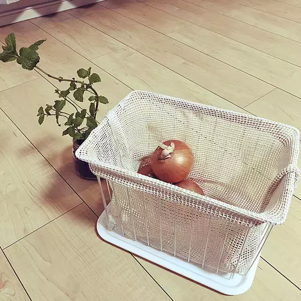 「素材いろいろ♪ダイソーの個性豊かなバスケットを活用するヒント」の画像