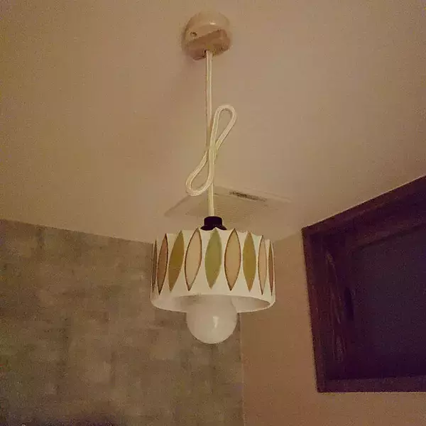 「どこかレトロでほっこりする雰囲気に♡タイルを使ったDIYアイディア10選」の画像