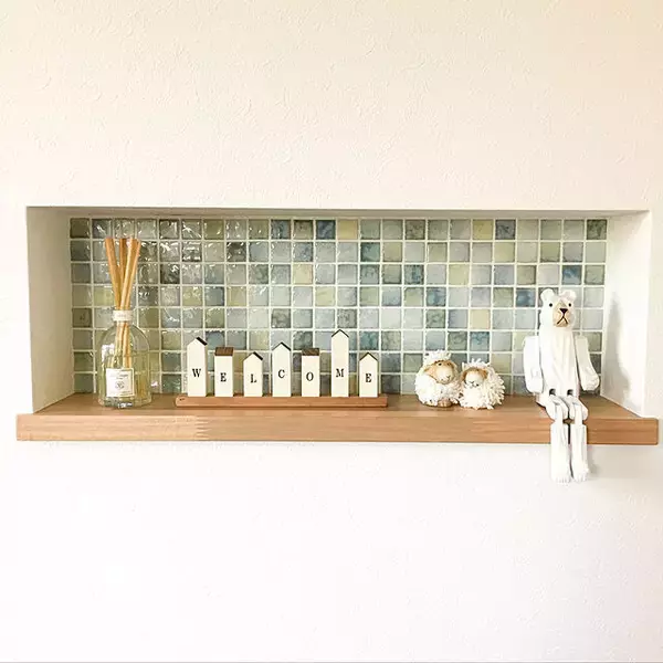 「どこかレトロでほっこりする雰囲気に♡タイルを使ったDIYアイディア10選」の画像