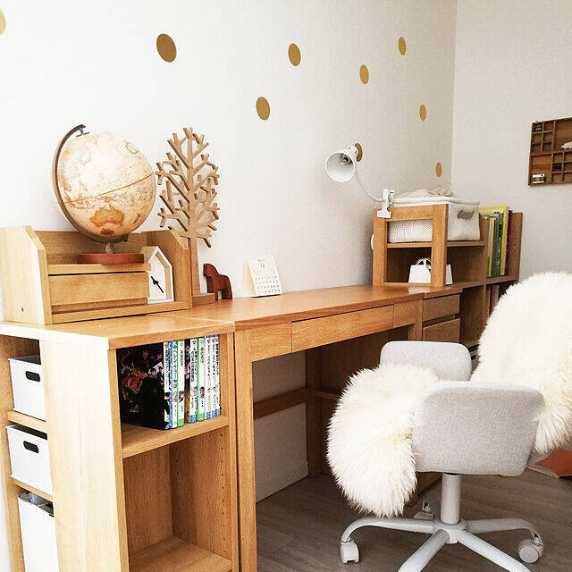 子ども部屋にリビング学習にリモートワークに♡ニトリの机は必需品