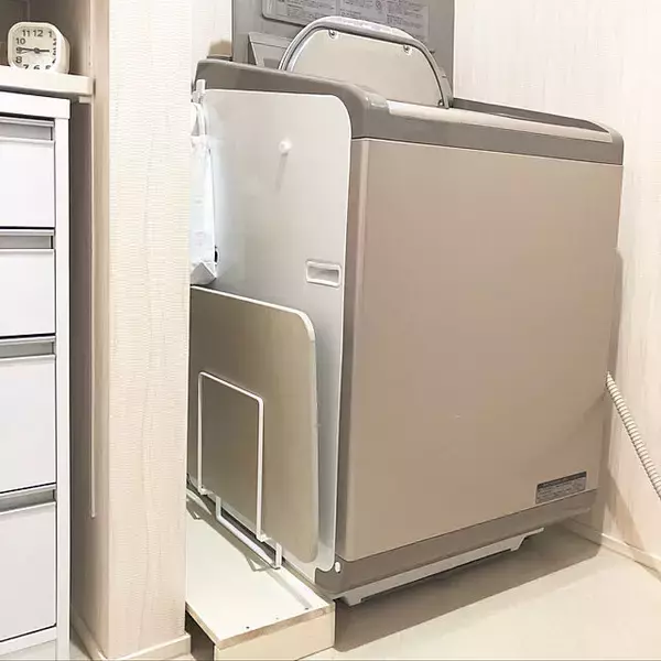 「くっつけてスッキリ片付く♪マグネット収納のアイデア10選」の画像