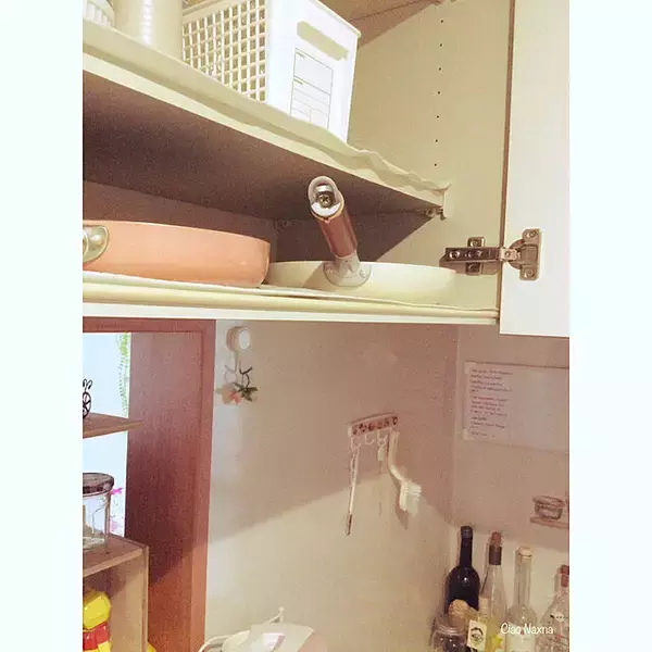 「すっきり片付いて使いやすくなる！フライパンのおすすめ収納方法」の画像