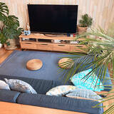 「素足で感じる幸福感♡ニトリのさらさらひんやりラグで快適なお部屋づくり」の画像2