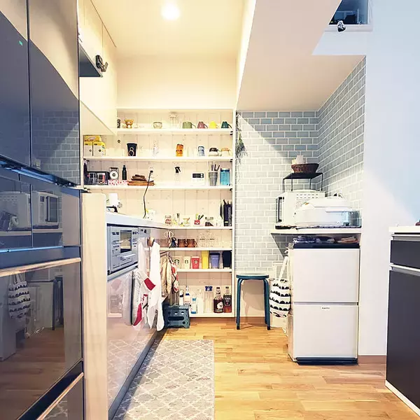 「「バーカウンターが良い仕事♪見映えも機能も整ったスッキリ快適なキッチン」 by sanoaさん」の画像