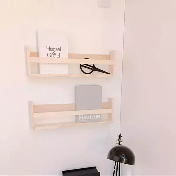 「自分好みの棚を作る！ウォールシェルフのDIYアイデア10選」の画像