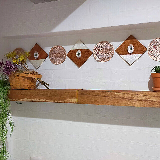 自分好みの棚を作る！ウォールシェルフのDIYアイデア10選