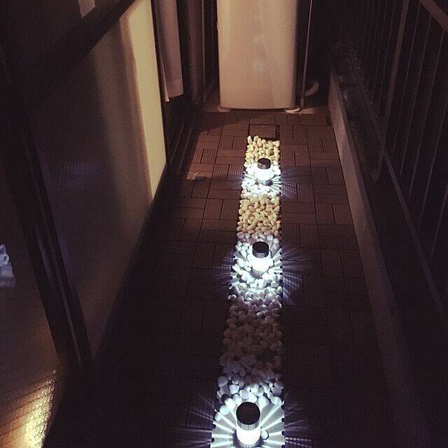 殺風景から気持ちの良いさわやか空間に♪原状回復OKなベランダDIYアイデア