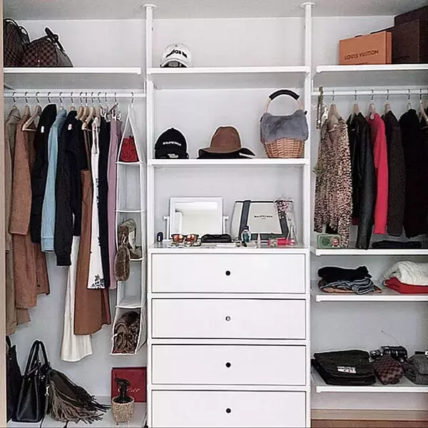 「開けるたびに気分があがる♪見せるクローゼットの実例集」の画像