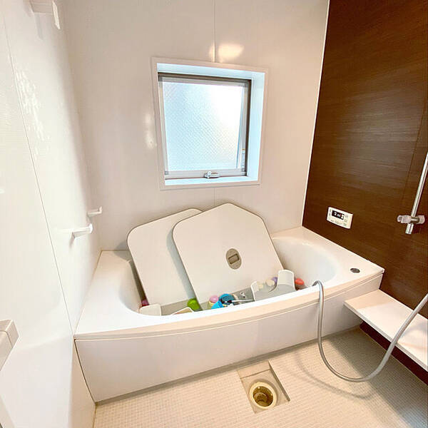 日々の小掃除から しっかり大掃除まで お風呂がピカピカになるお掃除術 21年5月7日 エキサイトニュース