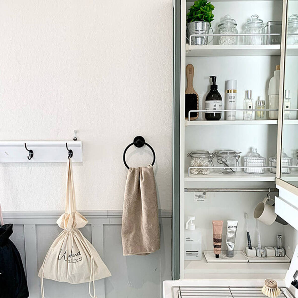 プチプラでスッキリ片付く 100均アイテムの洗面所収納アイデア10選 21年5月3日 エキサイトニュース 2 3