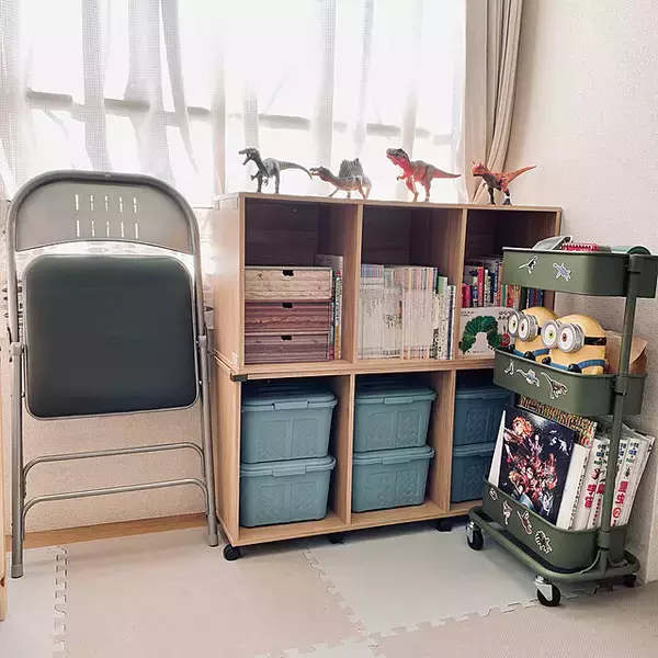 「重ねられるから便利！ダイソーの「フタ付き収納ボックス」」の画像