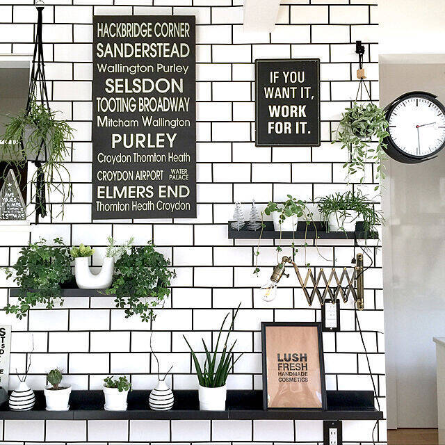 DIYでイメージチェンジ♪シンプルさが魅力のサブウェイタイル風の壁