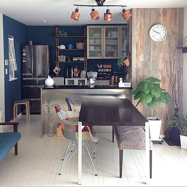 憧れの板壁をおうちで実現できる！自分に合った方法で作る板壁DIY