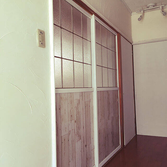 憧れの板壁をおうちで実現できる！自分に合った方法で作る板壁DIY