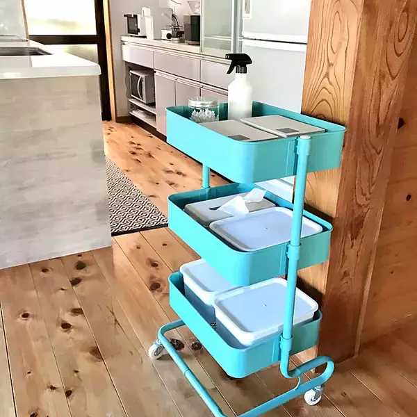「こんな使い方もできるなんて！キッチンワゴンの便利な活用法」の画像