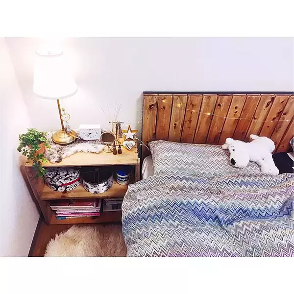 「心地よい空間で眠りにつきたい♡ヘッドボードDIYの実例集」の画像