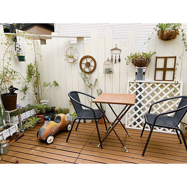 視線を気にせずおうちにいながら外を満喫♪ウッドデッキの目隠し実例