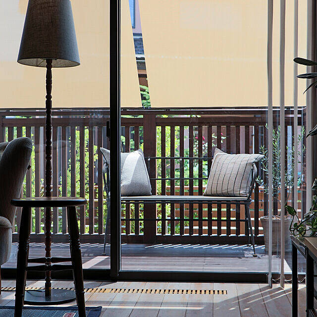 視線を気にせずおうちにいながら外を満喫♪ウッドデッキの目隠し実例