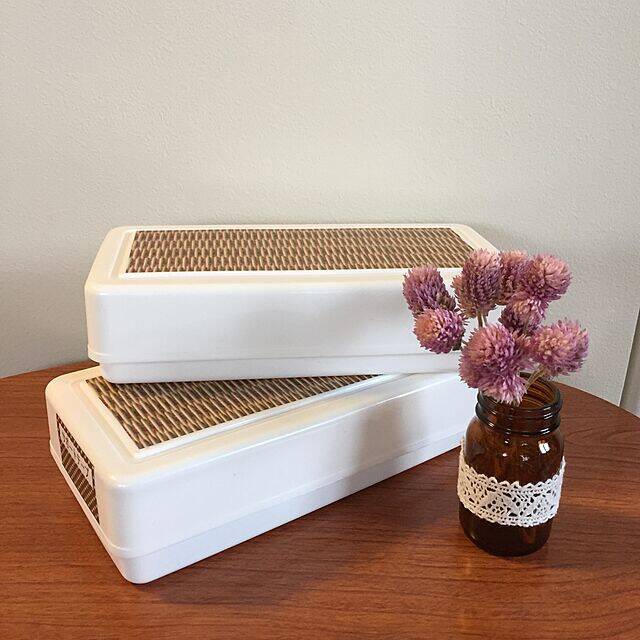 シンプルだから使い勝手よし♪100均の粘土ケースの活用方法